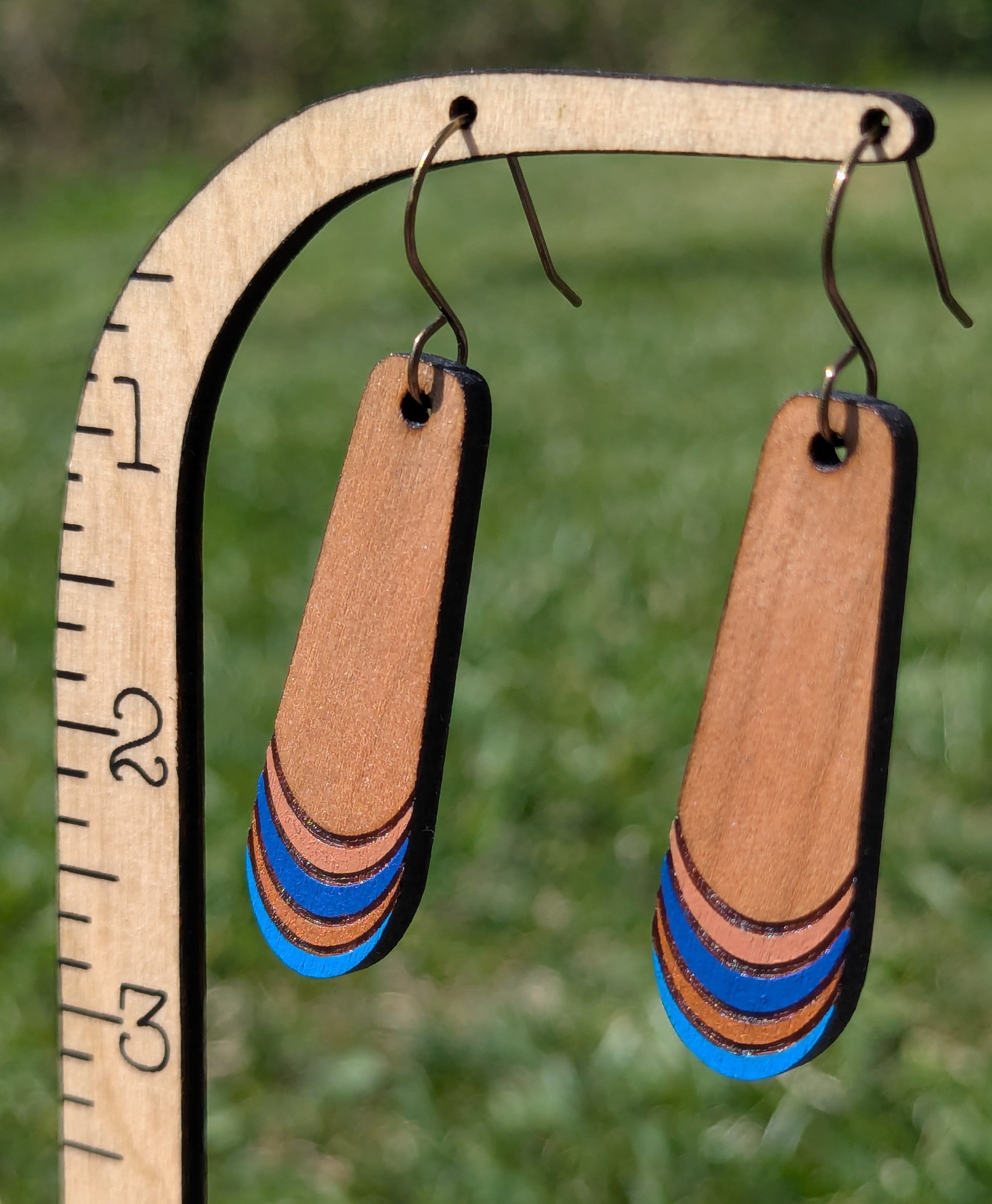 curve dangle - blue & copper